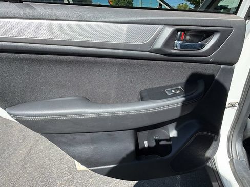 Used 2018 Subaru Outback 2.5i Premium AWD/4WD image 14