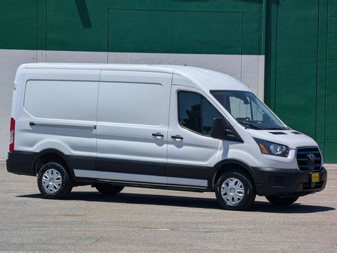 Used 2023 Ford E-Transit Medium Roof RWD image 1