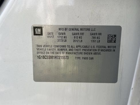 Used 2017 Chevrolet Cruze LS image 37