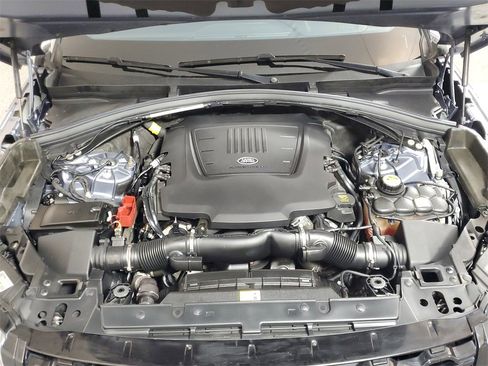 Used 2020 Land Rover Range Rover Velar R-Dynamic HSE image 9