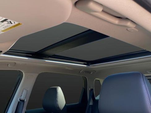 Used 2024 Nissan Rogue Platinum w/ Platinum Premium Package image 12