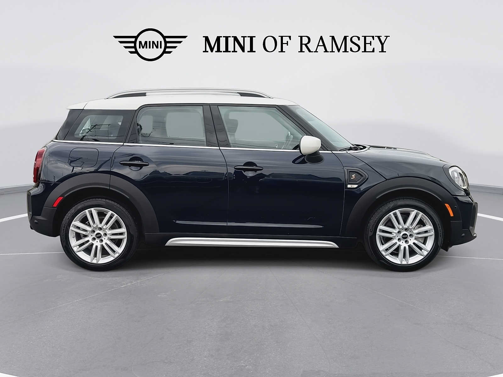 Used 2024 MINI Cooper Countryman S AWD/4WD image 9