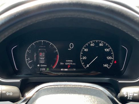 Used 2025 Honda Pilot Touring image 17