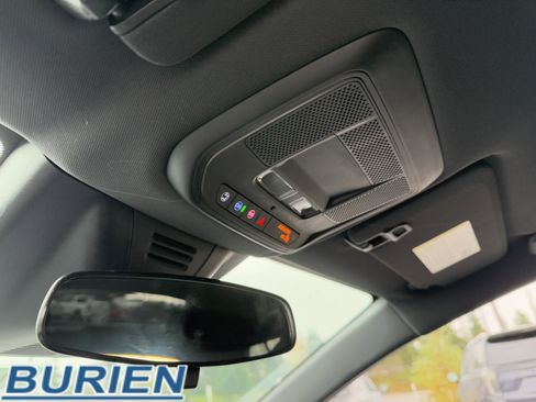 New 2026 Chevrolet Equinox EV LT image 18