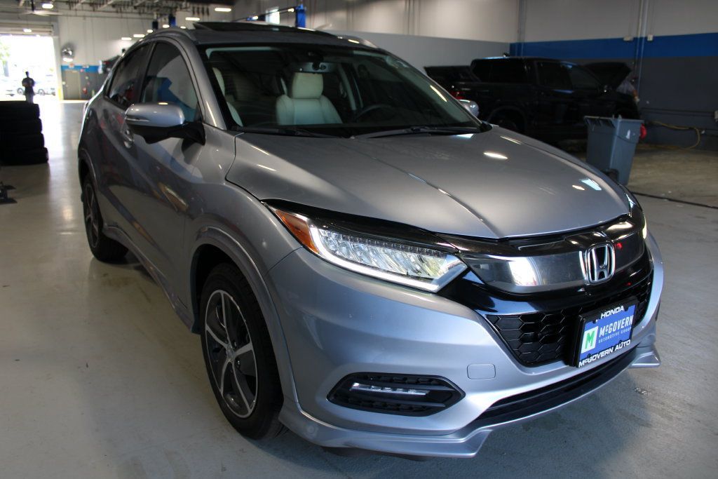 Used 2019 Honda HR-V Touring image 3