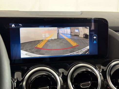 Used 2026 Mercedes-Benz GLA 250 4MATIC image 18