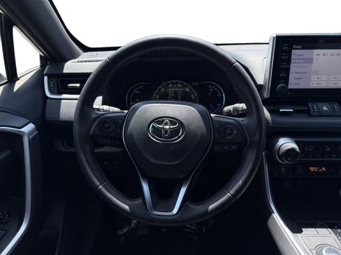 Used 2020 Toyota RAV4 XSE image 9