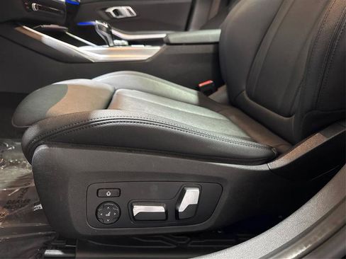 Used 2021 BMW 330i xDrive Sedan w/ Convenience Package image 18