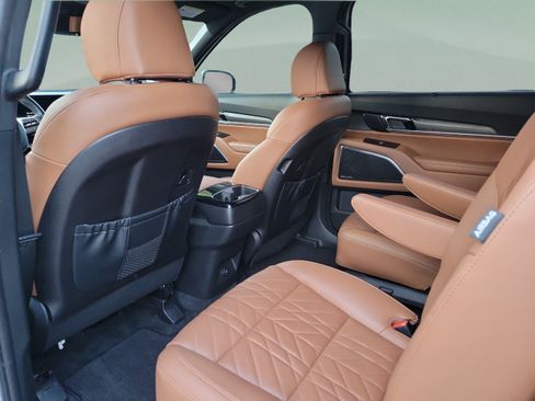 Certified 2023 Kia Telluride SX X-Pro AWD/4WD image 6