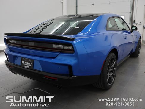 New 2026 Dodge Charger Scat Pack w/ Blacktop Package AWD/4WD image 4