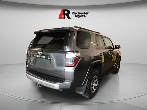 Certified 2022 Toyota 4Runner TRD Off-Road Premium AWD/4WD image 7