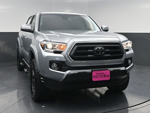Used 2023 Toyota Tacoma SR5 w/ Technology Package image 17