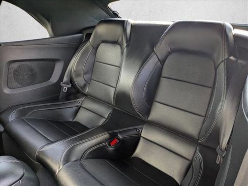 Used 2022 Ford Mustang GT Premium w/ Equipment Group 401A RWD image 17