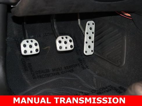 Used 2004 Pontiac GTO image 17