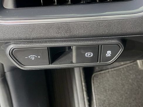 Used 2025 Kia K4 EX FWD image 11