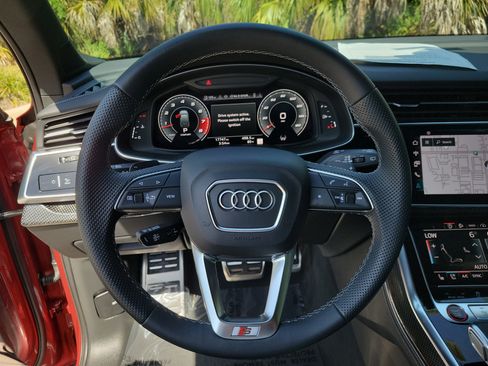 Certified 2024 Audi SQ7 Premium Plus w/ Executive Package image 29