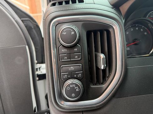 Used 2019 Chevrolet Silverado 1500 LT w/ All-Star Edition AWD/4WD image 16