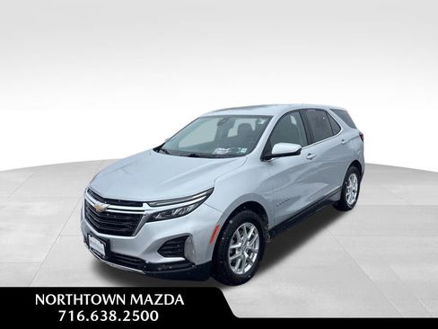 Used 2022 Chevrolet Equinox LT image 1