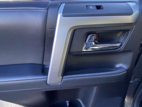 Used 2022 Toyota 4Runner TRD Sport image 13