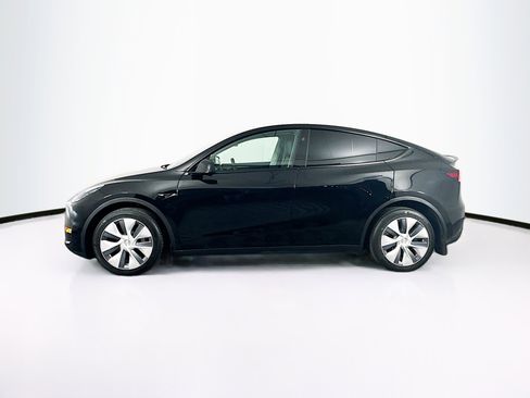 Used 2023 Tesla Model Y Long Range AWD/4WD image 4