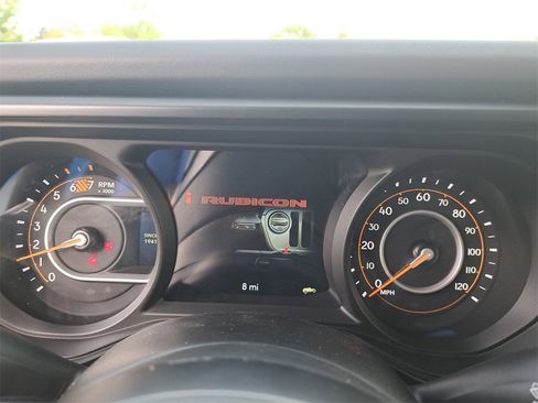 New 2025 Jeep Wrangler Unlimited Rubicon w/ Steel Bumper Group image 18