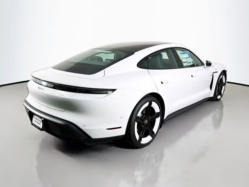 New 2025 Porsche Taycan image 9
