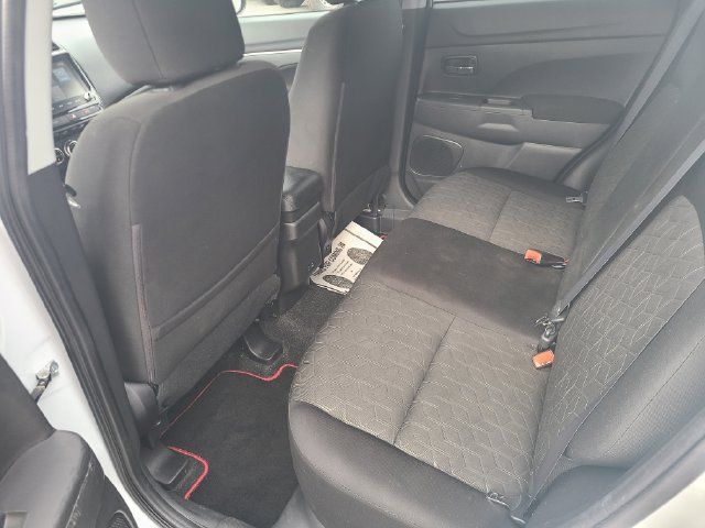Used 2023 Mitsubishi Outlander Sport LE AWD/4WD image 17