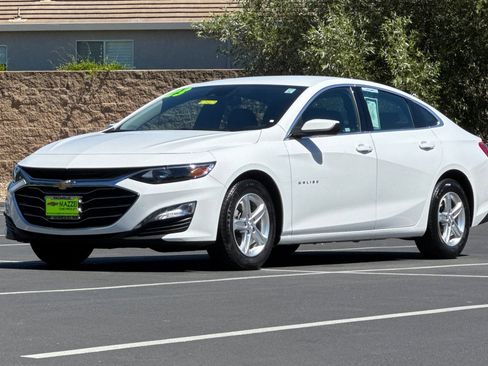 Used 2023 Chevrolet Malibu LT FWD image 16
