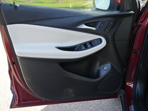 Used 2023 Buick Encore GX Essence w/ Experience Buick Package image 13