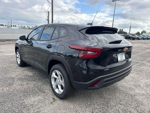 New 2026 Chevrolet Trax LS w/ LS Convenience Package image 5
