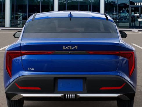 New 2025 Kia K4 LXS image 13