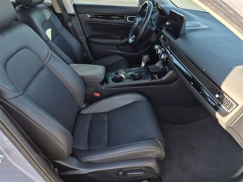 Used 2024 Honda Civic Touring image 11