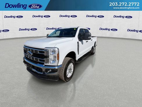 Used 2025 Ford F250 XLT w/ Snow Plow Prep Package AWD/4WD image 7