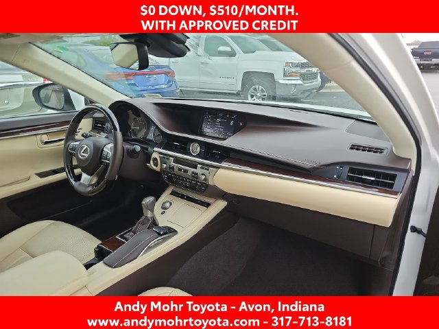 Used 2016 Lexus ES 350 w/ Luxury Package w/Wood Trim FWD image 20