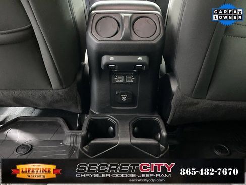 Used 2022 Jeep Wrangler Unlimited Sport image 27