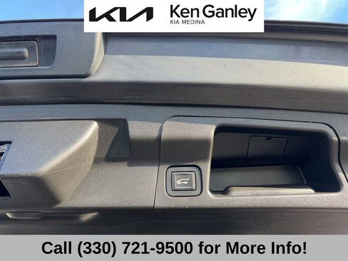 Used 2018 GMC Acadia SLT image 56