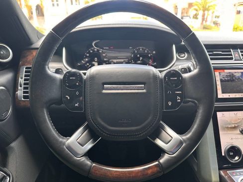Used 2019 Land Rover Range Rover Long Wheelbase Supercharged image 13