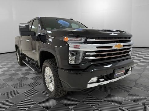 Used 2023 Chevrolet Silverado 2500 High Country w/ Z71 Off-Road Package AWD/4WD image 7