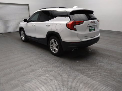 Used 2018 GMC Terrain SLE w/ Driver Convenience Package FWD image 5