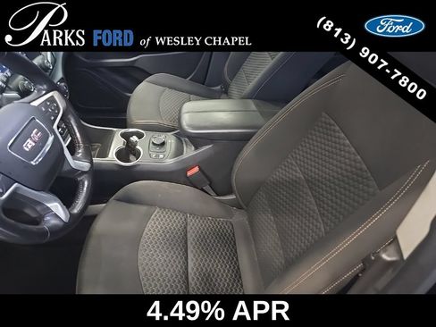 Used 2018 GMC Terrain SLE w/ Driver Convenience Package FWD image 10