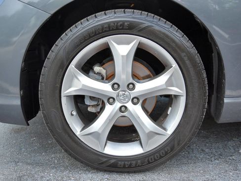 Used 2012 Toyota Venza Limited image 10