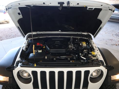 Used 2021 Jeep Wrangler Unlimited Rubicon w/ Safety Group image 20