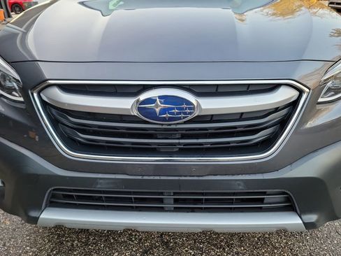 Used 2022 Subaru Outback Limited image 6