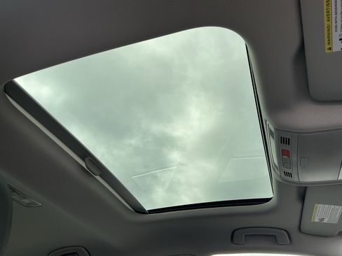 New 2026 Volkswagen Tiguan S image 25