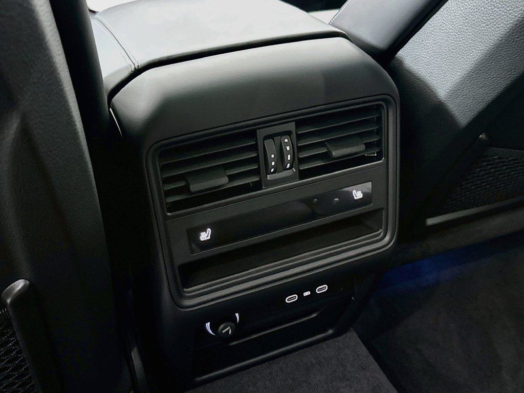 New 2026 Porsche Cayenne GTS AWD/4WD image 27