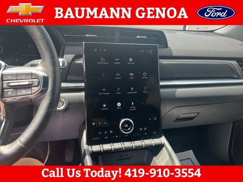 Used 2025 GMC Terrain Elevation AWD/4WD image 17