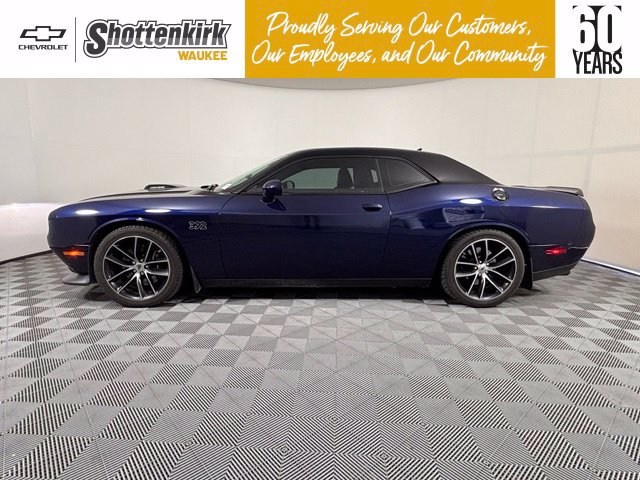 Used 2017 Dodge Challenger R/T Scat Pack RWD image 1