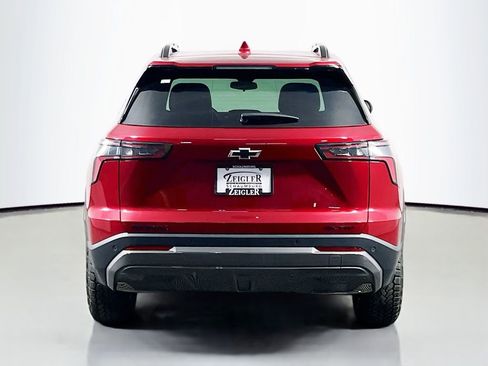 New 2026 Chevrolet Equinox ACTIV image 6