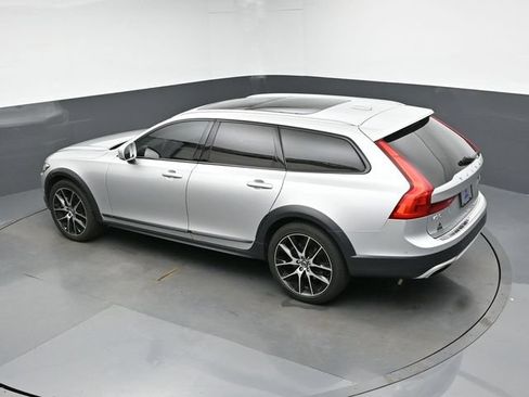 Used 2018 Volvo V90 T6 Cross Country w/ Convenience Package AWD/4WD image 20