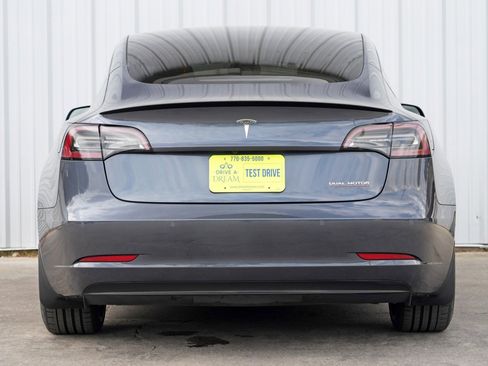 Used 2022 Tesla Model 3 Performance image 11
